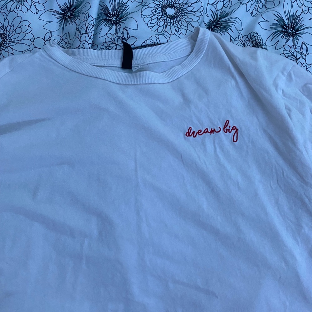 “dream big” white crop top